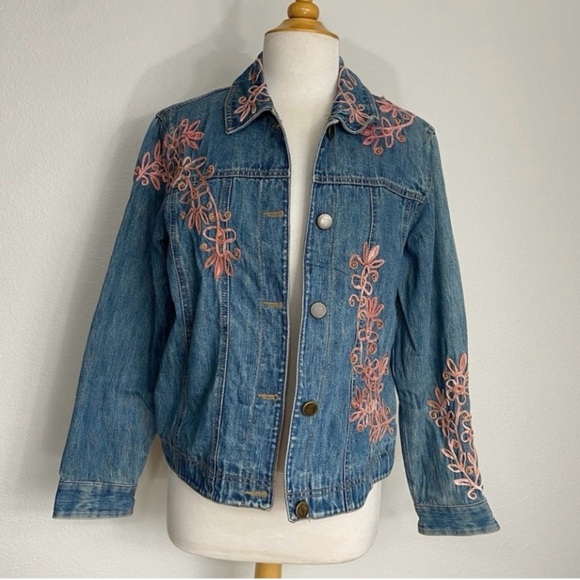 Coldwater Creek Pink Floral Sequins Applique Denim Jacket Size Medium Casual - Picture 1 of 16